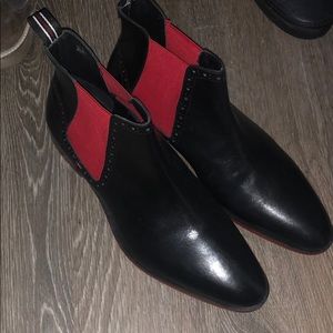 Carlos Santana leather Chelsea boots